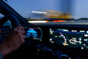 How New Car Technology Is Changing the Way People Drive